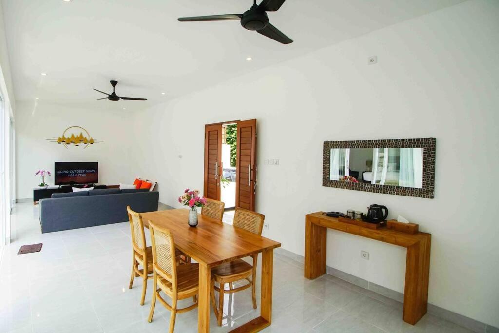 Villa Akmali Seminyak Drupadi 2 Bedrooms W/Pool 5Mins To Beach Eksteriør billede